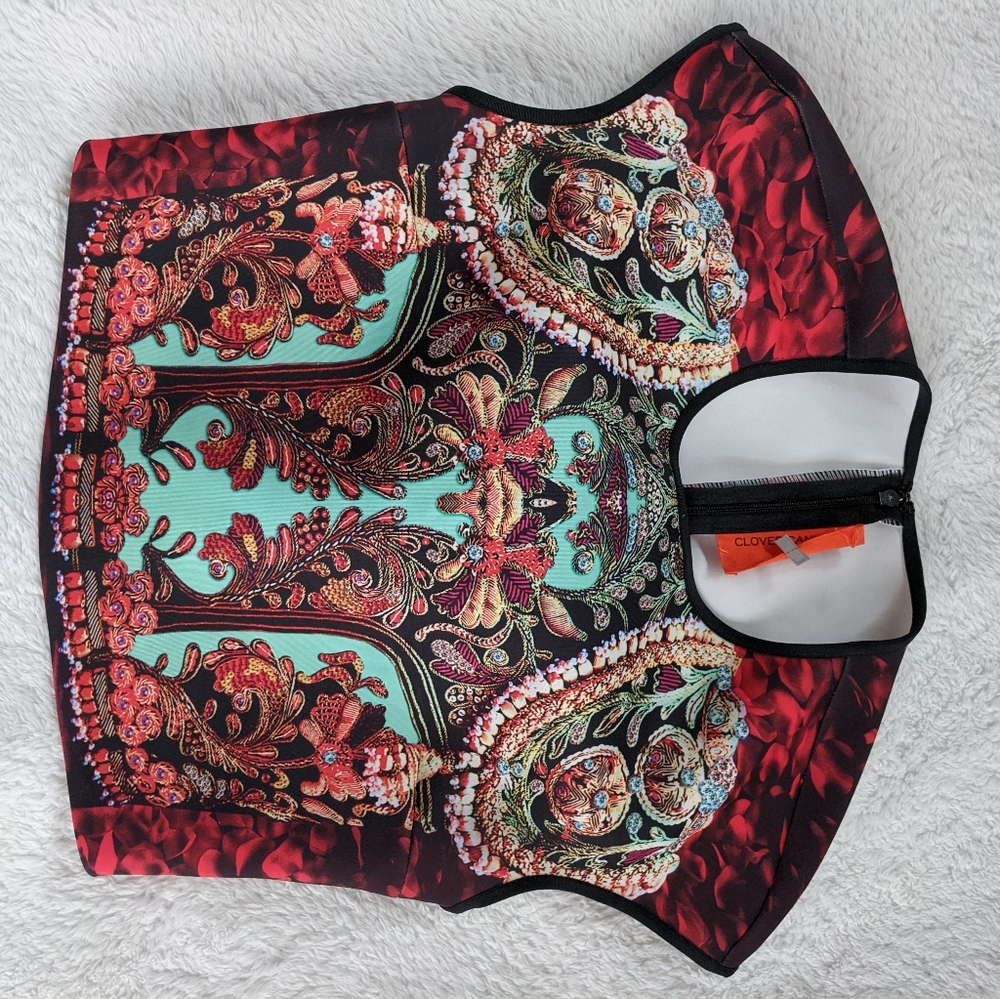 Cropped clover canyon size small fancy shirt